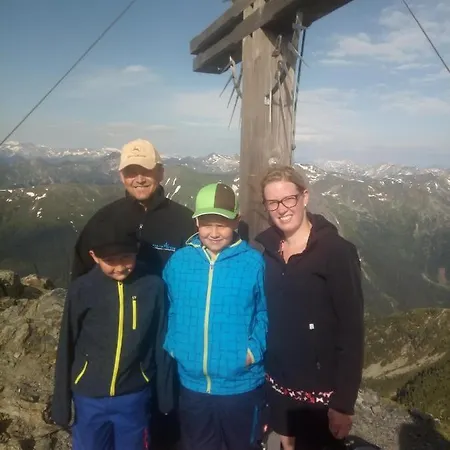 Karnerhof Διαμέρισμα *